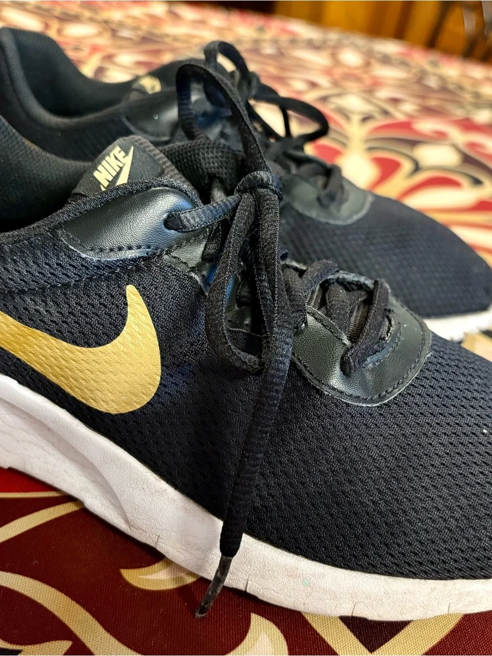 Nike Navy Blue Mesh Athletic Sneakers